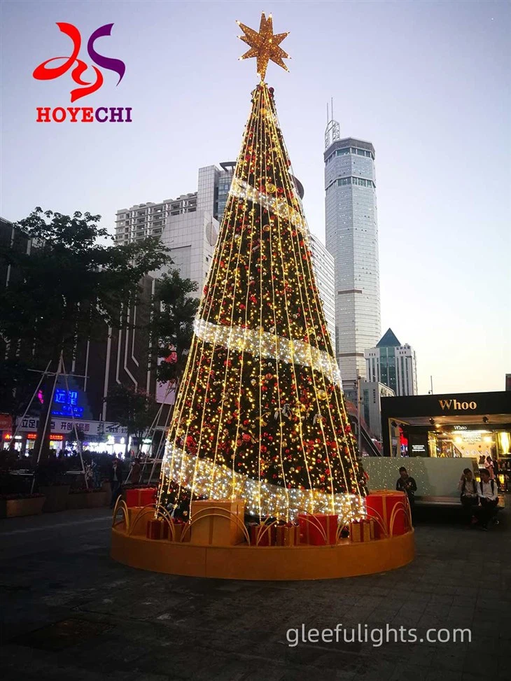 Commerce LED Christmas Tree